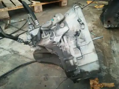 Pezzo di ricambio per auto di seconda mano riduttore per dacia duster laureate 4x2 riferimenti oem iam tl4b043  b010787