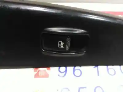Second-hand car spare part right front power window switch for kia rio rs berlina oem iam references   