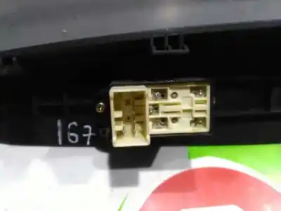 Second-hand car spare part right front power window switch for kia rio rs berlina oem iam references   