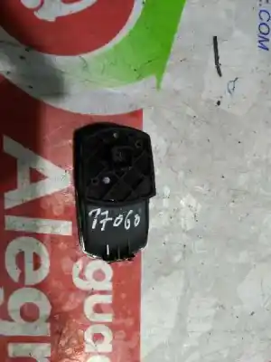 Автозапчастина б/у передній правий віконний вимикач для opel corsa d essentia посилання на oem iam 315625731  