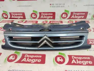 Pezzo di ricambio per auto di seconda mano Griglia Anteriore per CITROEN BERLINGO 2.0 HDi Multispace Riferimenti OEM IAM 9635603977  