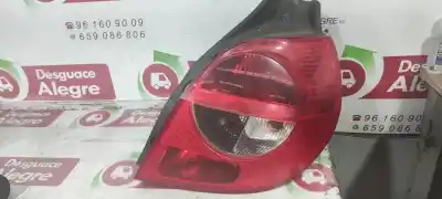 Peça sobressalente para automóvel em segunda mão farolim traseiro direito por renault clio iii confort dynamique referências oem iam 