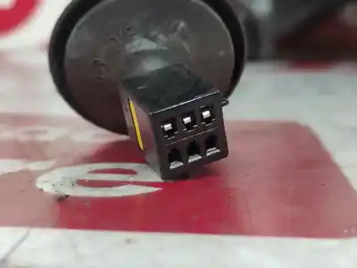 Pezzo di ricambio per auto di seconda mano retrovisore destro per opel corsa d selective riferimenti oem iam   