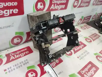 Peça sobressalente para automóvel em segunda mão consola central por audi a3 (8p1) 1.6 referências oem iam 8p0858005b