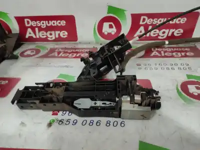 Second-hand car spare part left front door lock for nissan note acenta oem iam references 