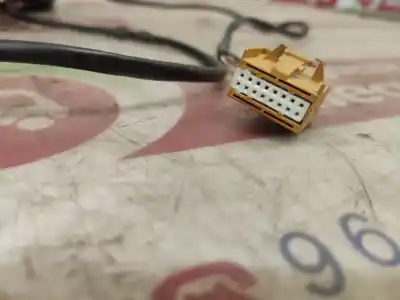 Peça sobressalente para automóvel em segunda mão espelho retrovisor direito por audi a4 berlina (8e) 2.5 v6 24v tdi referências oem iam 010681