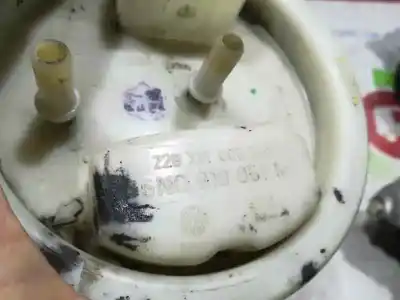 Peça sobressalente para automóvel em segunda mão boia / bomba combustível por volkswagen polo berlina (6n1) básico referências oem iam 6n919051m