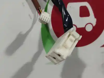 Автозапчастина б/у рульва колонка для toyota yaris (ksp9/scp9/nlp9) sol посилання на oem iam 452000d10000