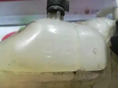 Second-hand car spare part coolant expansion tank for opel corsa e excellence ecoflex oem iam references 39007213