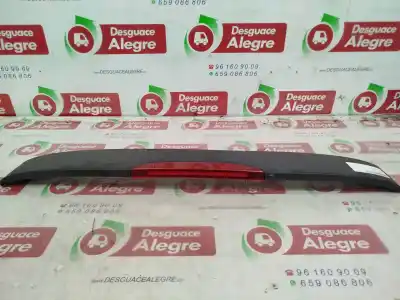 Second-hand car spare part central brake light for renault clio ii fase ii (b/cb0) pack authentique 58 cv / 43 kw oem iam references 7700410897  