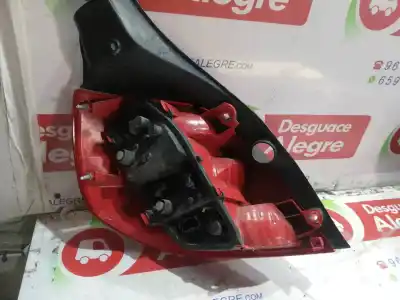 Second-hand car spare part right tailgate light for renault clio iii emotion oem iam references   