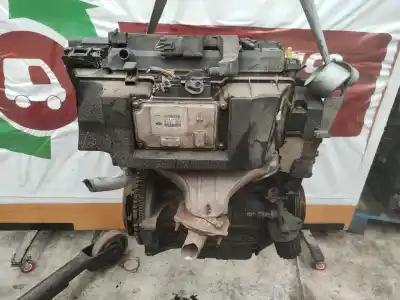 Автозапчасти б/у полный двигатель за renault clio ii fase ii (b/cb0) authentique ссылки oem iam d4f712  