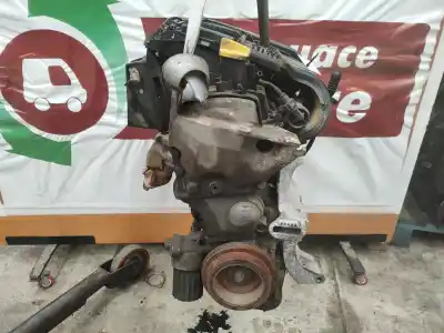 Автозапчастина б/у ДВИГУН КОМПЛЕКТ для RENAULT CLIO II FASE II (B/CB0)  Посилання на OEM IAM D4F712  