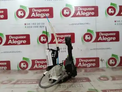 Recambio de automóvil de segunda mano de CERRADURA PUERTA TRASERA IZQUIERDA para MERCEDES-BENZ CLASE B (W246)  referencias OEM IAM A2047302735  