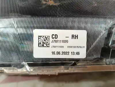 Second-hand car spare part right headlight for kia ceed concept 120 cv / 88 kw oem iam references j79211020  