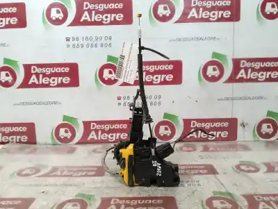 Second-hand car spare part left front door lock for kia cee´d concept oem iam references 81310a2100  