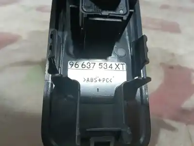 Peça sobressalente para automóvel em segunda mão botão / interruptor elevador vidro dianteiro direito por citroen c3 attraction referências oem iam 96637534xt  