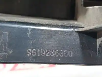 Second-hand car spare part left tailgate light for opel combo cargo (e) basis 102 cv / 75 kw oem iam references 9819235880  