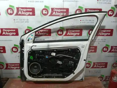 Second-hand car spare part front right door for volvo v40 básico oem iam references   