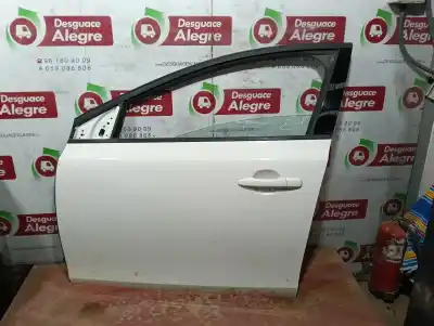 Second-hand car spare part Left Front Door for VOLVO V40 Básico OEM IAM references   