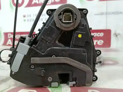 Peça sobressalente para automóvel em segunda mão Fechadura Da Porta Traseira Direita por RENAULT CAPTUR II ZEN 91 CV / 67 KW Referências OEM IAM 825021122R  