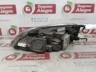 Second-hand car spare part right headlight for volvo v40 kinetic oem iam references 31677019  