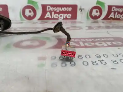 Peça sobressalente para automóvel em segunda mão espelho retrovisor direito por ford fiesta (ce1) active 125 cv / 92 kw referências oem iam 048814  