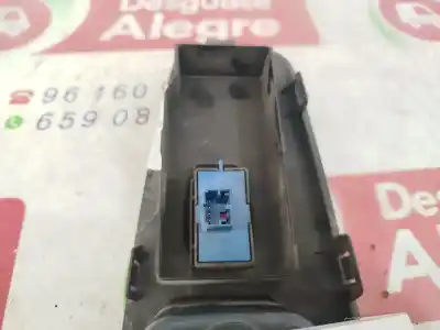 Pezzo di ricambio per auto di seconda mano interruttore alzacristalli anteriore destro per fiat doblo active riferimenti oem iam   