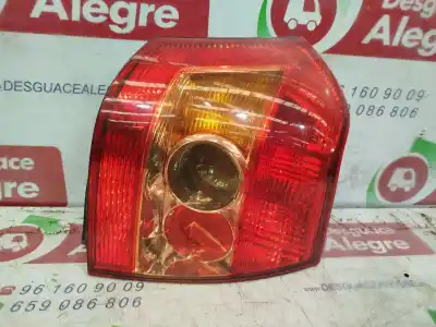 Second-hand car spare part right tailgate light for toyota corolla (e12) 2.0 d-4d linea luna berlina oem iam references 8155002300  