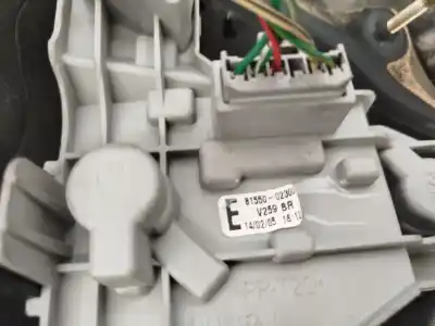 Peça sobressalente para automóvel em segunda mão farolim traseiro direito por toyota corolla (e12) 2.0 d-4d linea luna berlina referências oem iam 8155002300