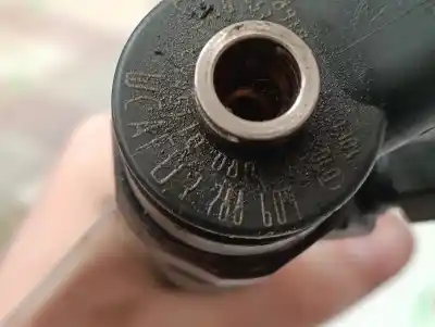 Tweedehands auto-onderdeel Injector voor BMW 3 COMPACT (E46) 320 TD OEM IAM-referenties 7788609  