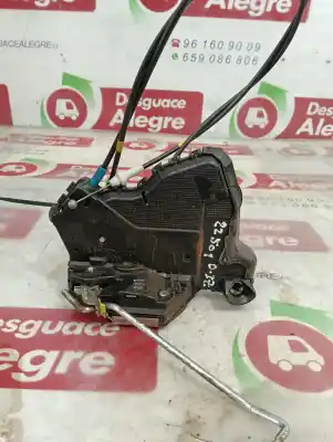 Second-hand car spare part left front door lock for toyota auris (_e15_) 2.0 d-4d (ade150_) oem iam references 