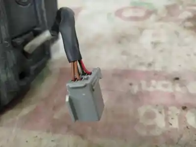 Peça sobressalente para automóvel em segunda mão espelho retrovisor direito por ford focus berlina (cap) ambiente (d) referências oem iam 212876100  