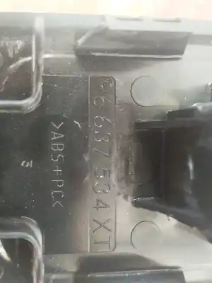 Second-hand car spare part right front power window switch for citroen c3 exclusive oem iam references 96637534xt  