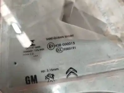 Peça sobressalente para automóvel em segunda mão vidro dianteiro esquerdo por opel combo cargo (e) basis 102 cv / 75 kw referências oem iam 43r000015  