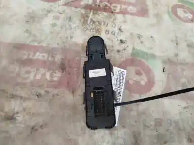 Recambio de automóvil de segunda mano de MANDO ELEVALUNAS DELANTERO IZQUIERDO para PEUGEOT 207  referencias OEM IAM 96548591XT  