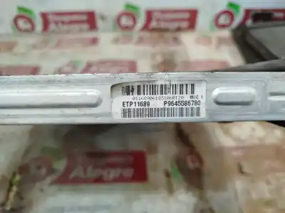 Pezzo di ricambio per auto di seconda mano RADIATORE D ACQUA per PEUGEOT 307 BREAK / SW (S1) BREAK XS Riferimenti OEM IAM P9645586780  