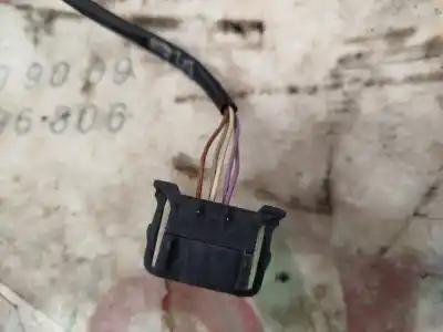 Автозапчастина б/у ліве дзеркало для SKODA SUPERB (3U4) Collection Посилання на OEM IAM 020479  