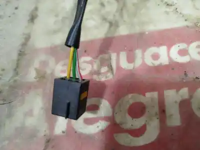 Pezzo di ricambio per auto di seconda mano retrovisore destro per opel corsa d catch me riferimenti oem iam 020873  