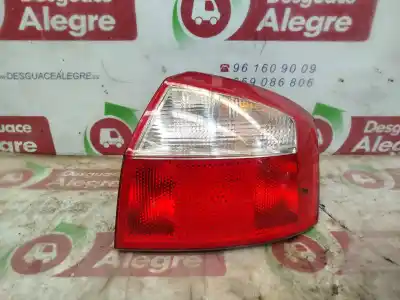 Автозапчастина б/у правий ліхтар для audi a4 b6 (8e2) 2.0 посилання на oem iam 8e0945096  