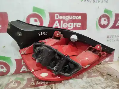 Second-hand car spare part right tailgate light for renault clio iii authentique oem iam references 89035080  