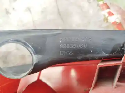Second-hand car spare part right tailgate light for renault clio iii authentique oem iam references 89035080  