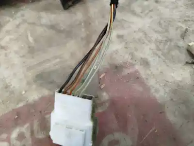 Автозапчасти б/у левое зеркало за ford ka (ccu) titanium ссылки oem iam 024813  