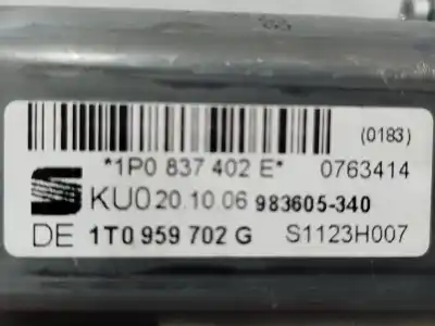 Peça sobressalente para automóvel em segunda mão motor elevador vidro dianteiro direito por seat leon (1p1) 2.0 tdi 16v referências oem iam 1t0959702