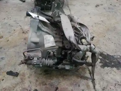 Second-hand car spare part gearbox for toyota auris (_e15_) 2.0 d-4d (ade150_) oem iam references a7x06173