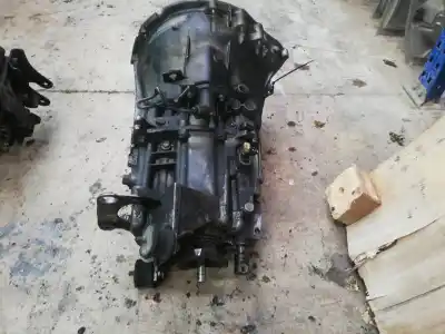 Second-hand car spare part gearbox for bmw serie 3 coupe (e46) 318 ci oem iam references 2200066490