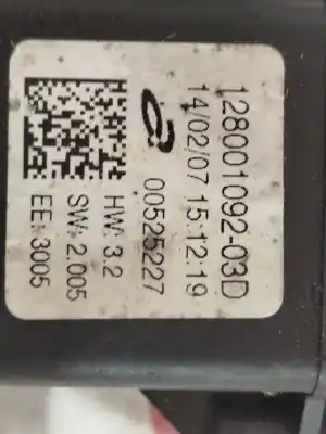 Peça sobressalente para automóvel em segunda mão elevador de vidros dianteira esquerda por renault captur expression 90 cv / 66 kw referências oem iam 128001092  