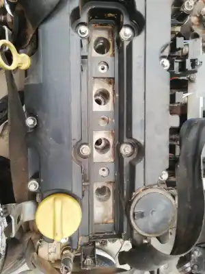 Second-hand car spare part COMPLETE ENGINE for RENAULT SCENIC II  OEM IAM references K4M976  