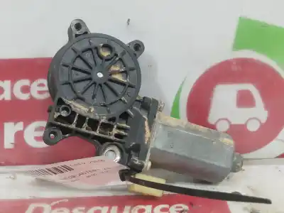 Pezzo di ricambio per auto di seconda mano motore alzacristalli anteriore sinistro per bmw serie 3 coupe (e46) 320 ci riferimenti oem iam 0130821717  