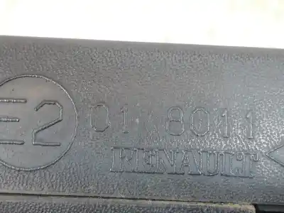 Pezzo di ricambio per auto di seconda mano specchio sinistro per renault clio ii fase ii (b/cb0) authentique 58 cv / 43 kw riferimenti oem iam 018011  